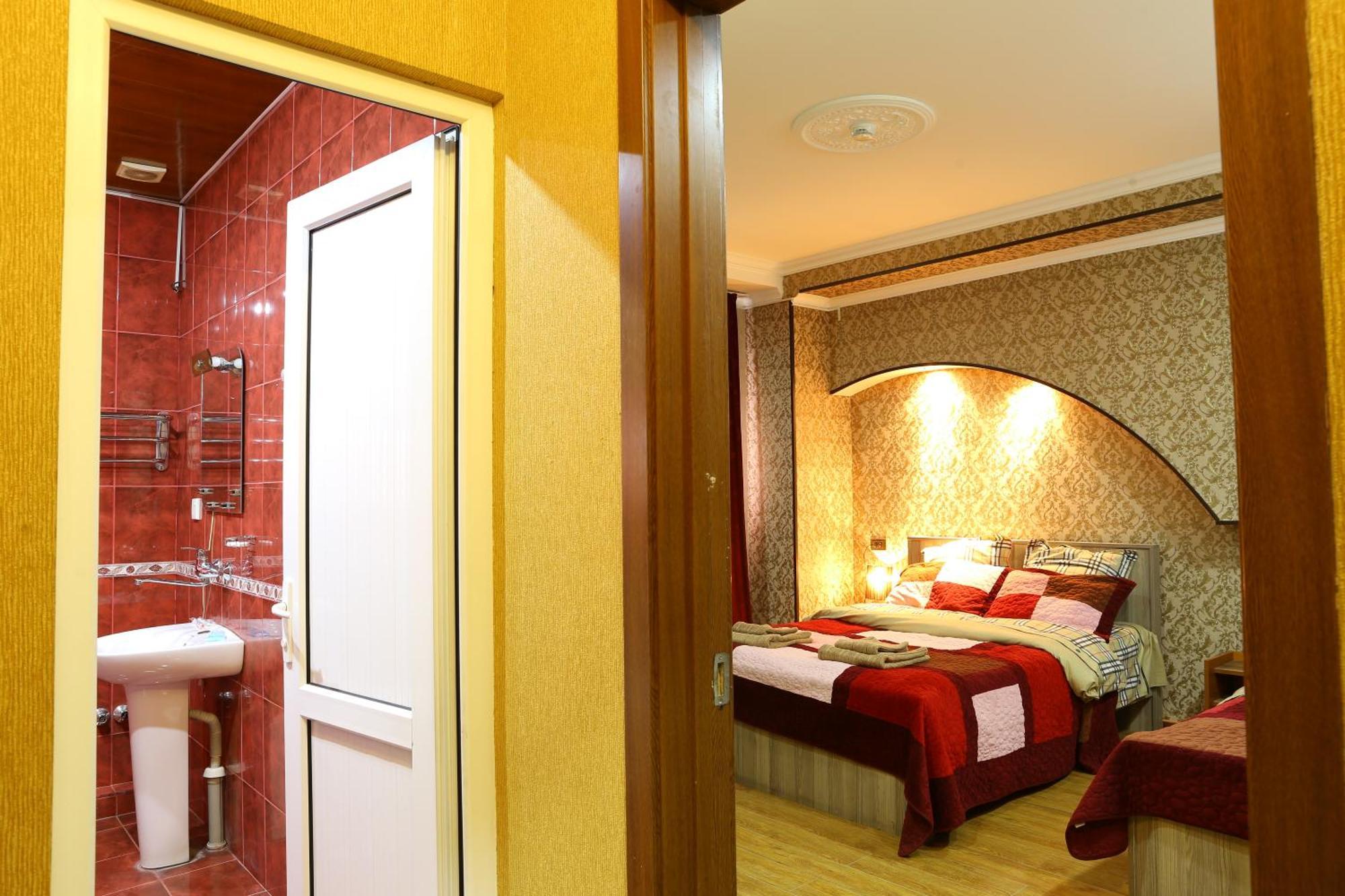 Dkd-Bridge Hotel Tbilisi ภายนอก รูปภาพ
