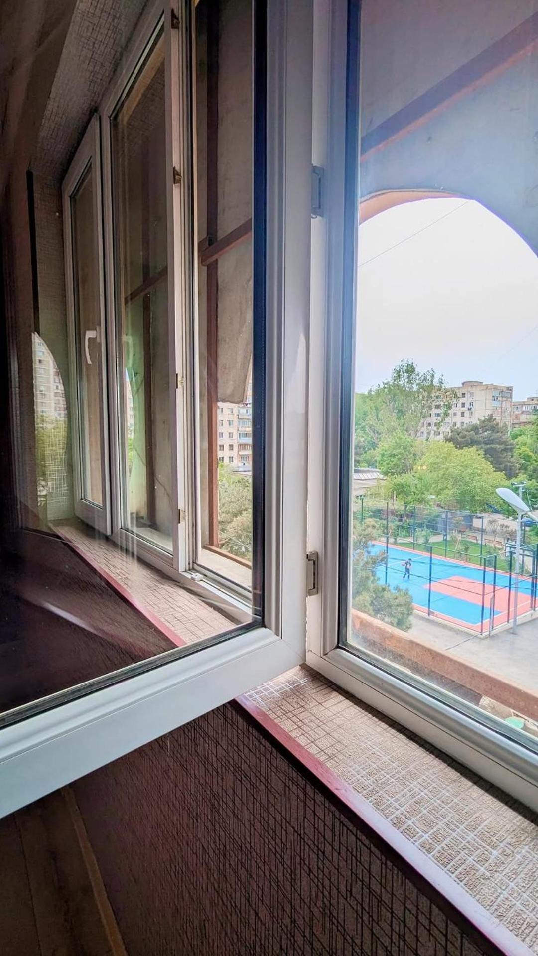 Dkd-Bridge Hotel Tbilisi ภายนอก รูปภาพ