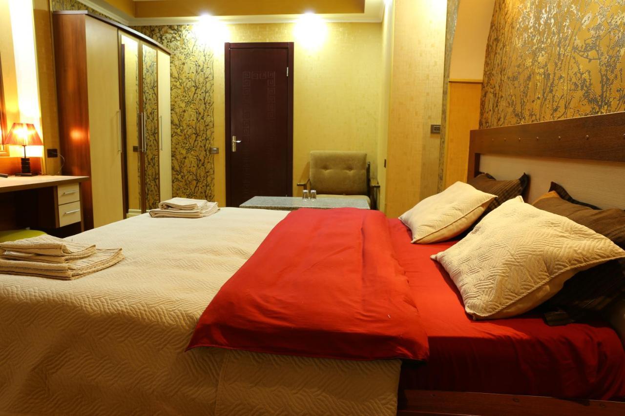 Dkd-Bridge Hotel Tbilisi ภายนอก รูปภาพ