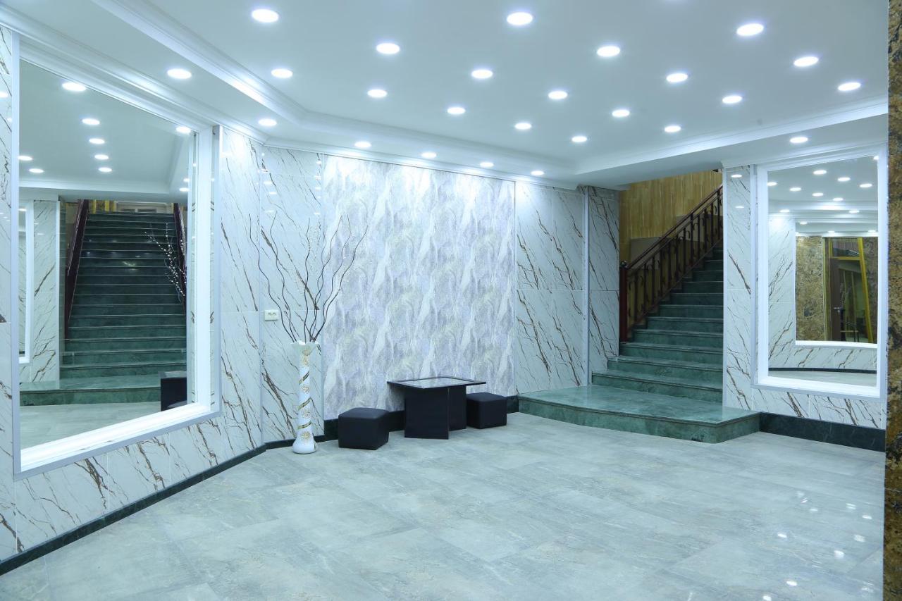 Dkd-Bridge Hotel Tbilisi ภายนอก รูปภาพ